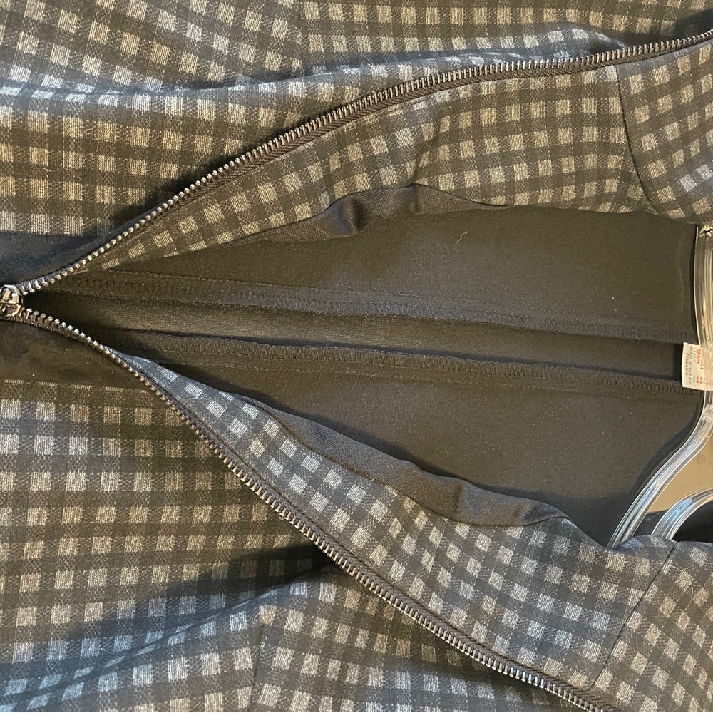 Joseph Ribkoff Black and Gray Checkered Blazer - Picture 8 of 15